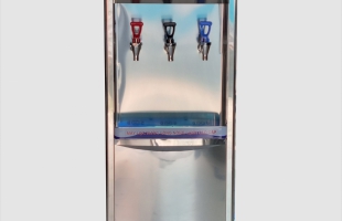 Nước tinh khiết và tiện lợi trên máy lọc nước nóng lạnh 3 vòi Suntech